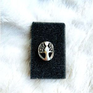 Mother of Pearl Inlay Tree of Life Ring size 7